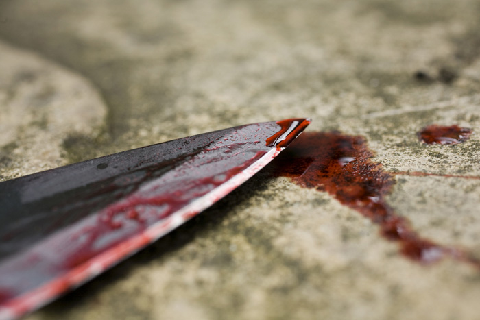 בריונות: נער הותקף הלילה ונדקר בסכין