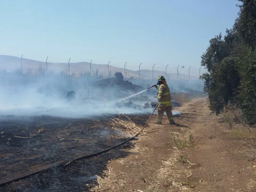 דיווח ראשוני: שריפה משתוללת בכביש הישן של עפולה  – נצרת