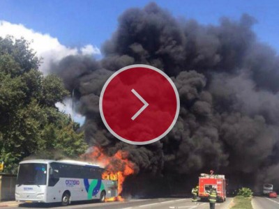 צפו: אוטובוס מעפולה לחיפה עלה באש, נוסעיו נמלטו בעור שיניהם