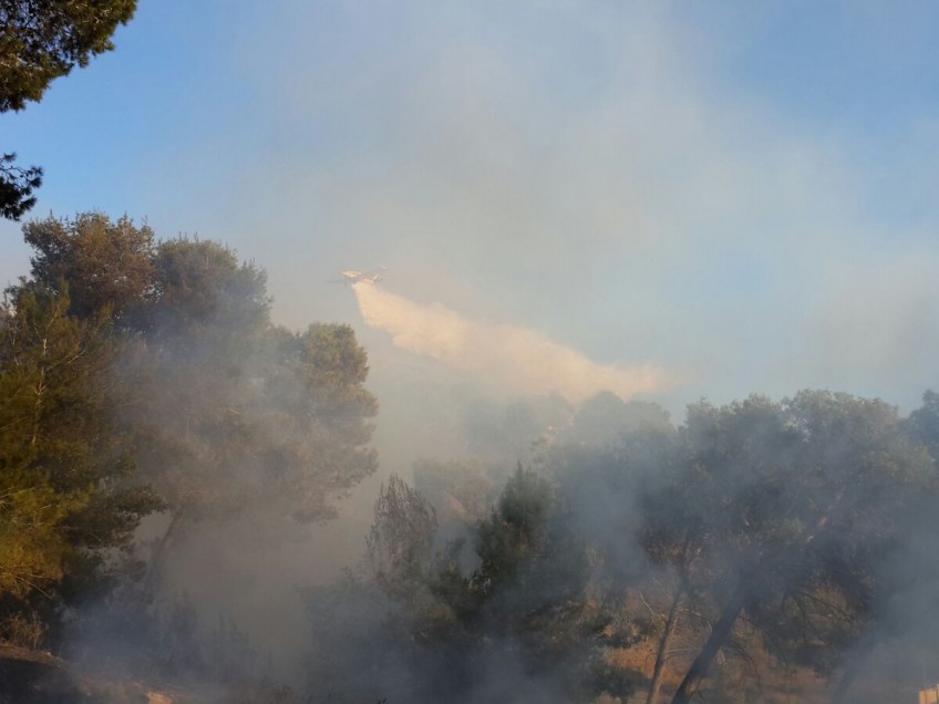 נצרת: שרפה מתחוללת בסמוך  להר הקפיצה