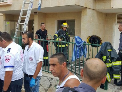 שריפה בבניין מגורים בעפולה, 6 דיירים פונו לטיפול רפואי