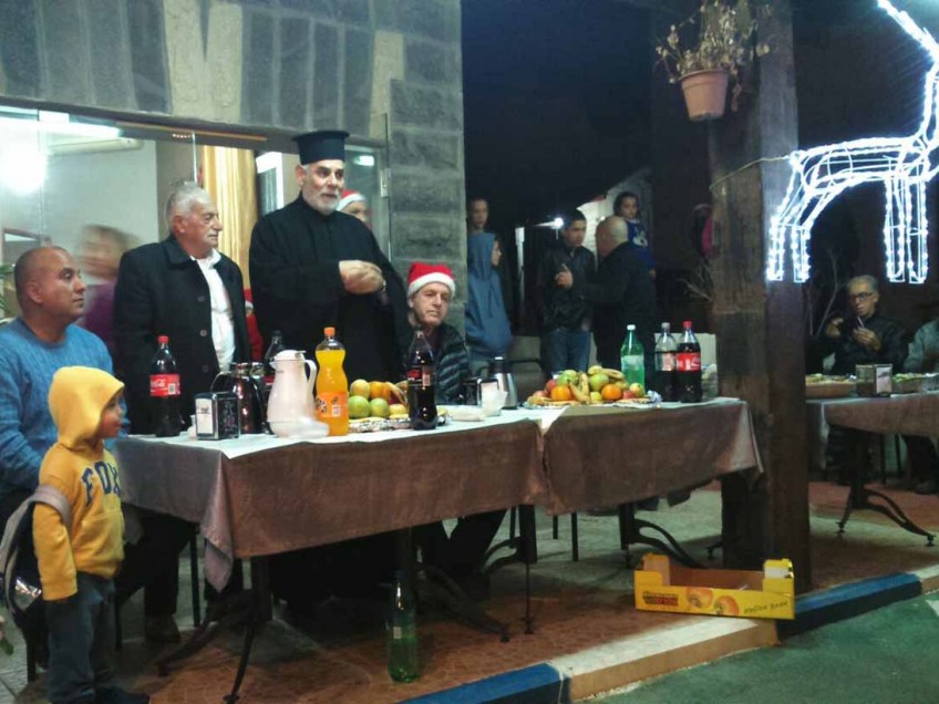 ראש המוא"ז יזרעאל בצר, הכומר חט'יב סולימאן אבו מהטב  ג'ואמיס מציינים את חג המולד ואת הולדת הנביא מוחמד