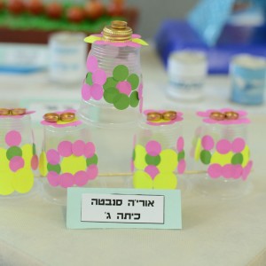 חנוכיות שיצרו תלמידים מביה"ס "נעם מוריה" מגבעת המורה