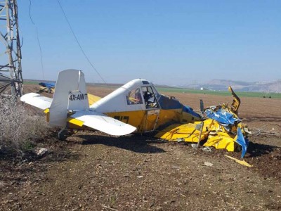 צפו: טייס נפצע בהתרסקות מטוס ריסוס סמוך לדברת