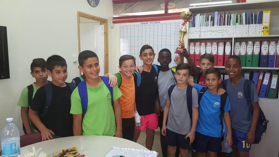 כבוד לתלמידי ביה"ס גוונים על הזכיה בטורניר הכדורגל