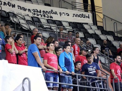 המחווה המרגשת של אולטראס גלבוע/גליל באולם 'רוממה'