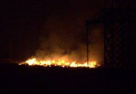 גלבוע: שריפה גדולה משתוללת בכפר יחזקאל