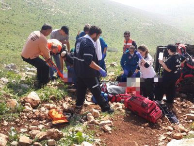 עמק המעיינות: מסוק צבאי הוזנק לחלץ בן 13 שנפגע בהתהפכות טרקטורון