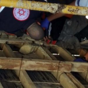 חילוץ לכוד באתר בנייה בנצרת עלית