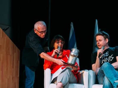 פרס "כד החלב" לשנת 2022 יוענק לתכנית הסאטירה "היהודים באים"
