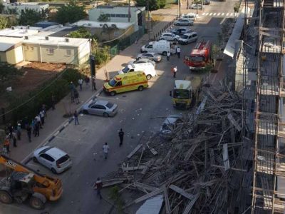 עפולה – רובע יזרעאל: ארבעה עובדי בניין נפצעו בקריסת פיגום