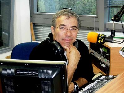 "נשמע טוב”: מימון המונים להקמת אולפן רדיו לזכר איש הרדיו משה 'רדיוהוליק' קסטוריאנו