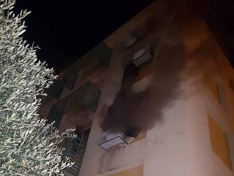 עפולה: שריפה בבניין ברחוב העגור, למקום מוזנקים ארבעה צוותים