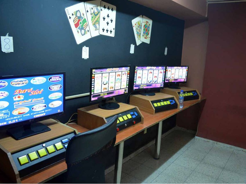 חסרי מזל: המשטרה פשטה על מתחם להימורים בלתי חוקיים בנצרת