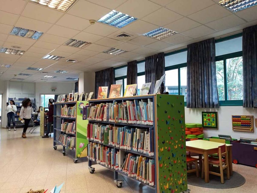 חדש בעמק יזרעאל: השאלת ספרים דיגיטלית בספרייה האזורית בנהלל