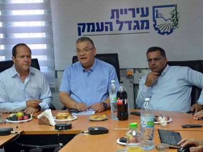 הפוליטיקאים מגיעים לעמק: ח"כ ברקת הציג לברדה את תכנית "ישראל צומחת"