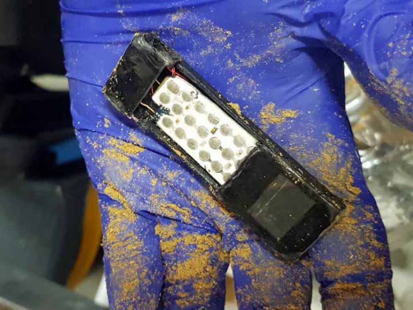 מגידו: סוהרים תפסו טלפונים "עבודת יד" מסוג "סרסור"