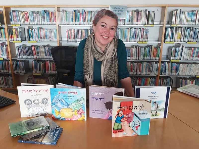 מסקרן: אלמוני תרם ספרי ילדים לספריות בעפולה