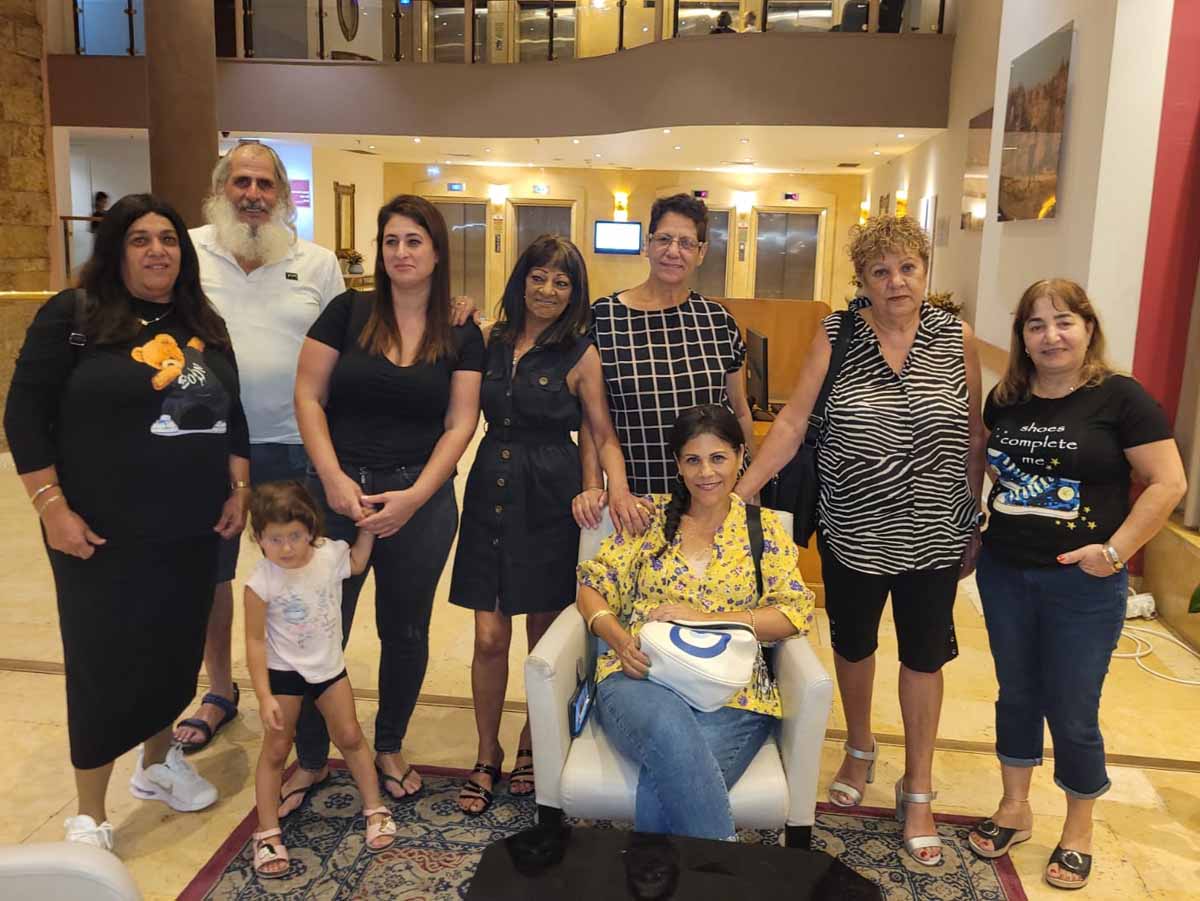 בבגט ניר בן ועומר יפנקו אתכם עם מבחר בשרים וחיוך מהלב
