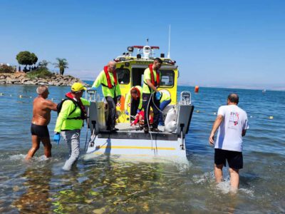 כינרת: גבר כבן 85 טבע בעקבות אירוע רפואי, פצוע קשה בתאונה בין 2 אופנועי ים