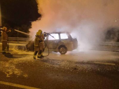 גבעת אבני: רכב עלה באש בצומת הסמוכה לישוב