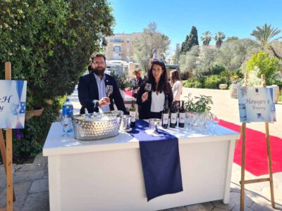עמק יזרעאל: יקב היוגב נבחר להציג יינות בבית הנשיא הרצוג