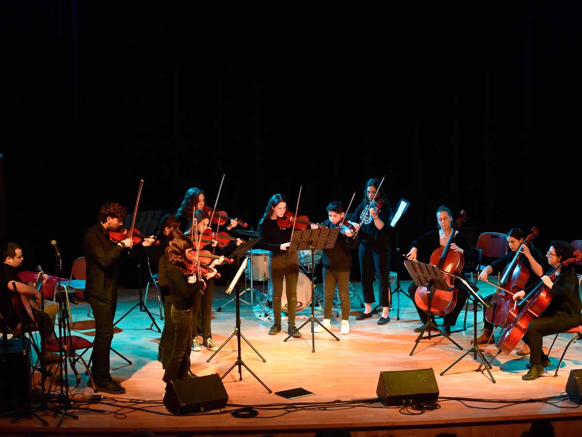 קונצרט 'חנוכריסמס' של מרכז המוזיקה בבית האמנויות עמק יזרעאל. צילום: דוברות עמק יזרעאל