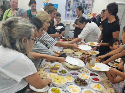 שחקים עפולה: נשים מפונות השתתפו במפגש מרגש של קבוצת "מתבשלות"