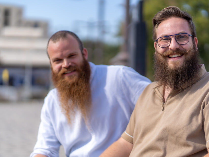 "אנחנו מגויסים, רק בלי מדים"