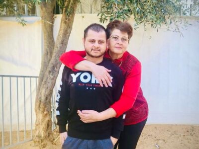 400,000 ש״ח כבר גויסו: אלון כספי מעפולה מתפלל לנס חנוכה – שיוביל אותו להשתלת כליה