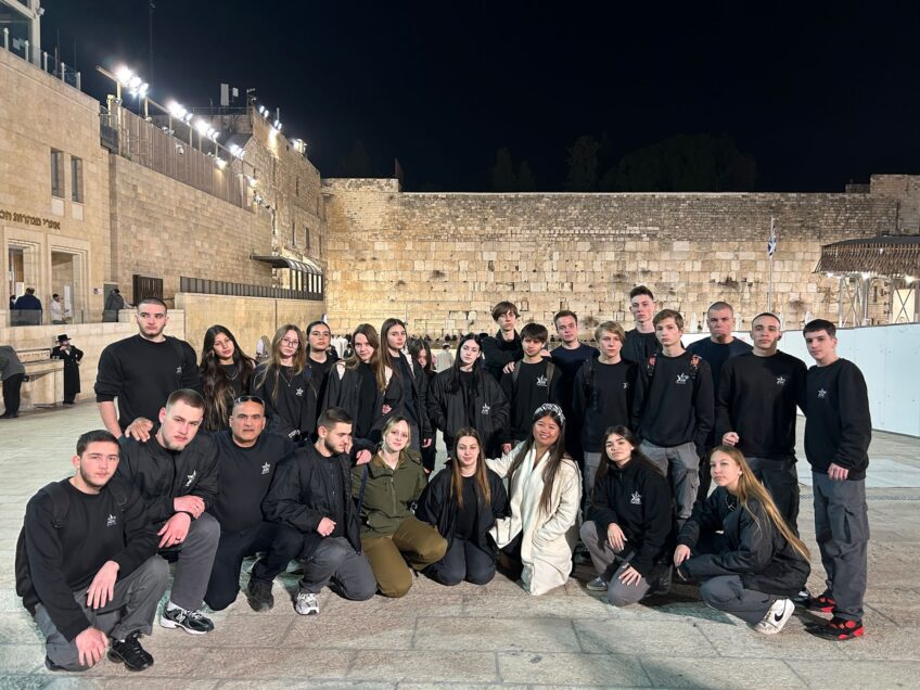 ויצו ניר העמק: טקס השבעה לחניכי לימודי משטרה בבירה ירושלים