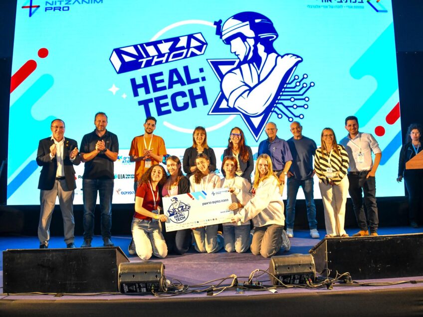 גאווה: תלמידים מעפולה זכו במקום ראשון בהאקתון – פיתחו אפליקציה שעוזרת למשפחות חיילי המילואים