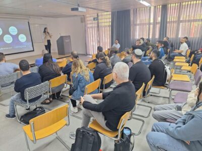 רותם ישעיהו, חשפה ב"במה הפתוחה" במכללה הטכנולוגית נוף הגליל את רזי ה-AI
