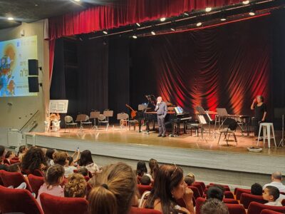 ילדי הגנים בנוף הגליל עם הפילהרמונית הישראלית
