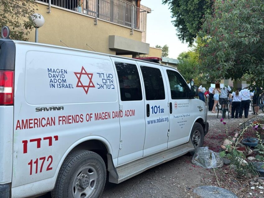 דיווח ראשוני: גבר ואישה אותרו ללא רוח חיים באשדות יעקב