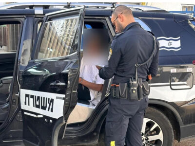 מקומם: צעירים מהמרכז חשודים שפרצו לבית באזור בחסות האזעקות