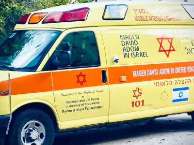 עמק המעיינות: צעיר בן 20 במצב אנוש לאחר שנמשה מהמים