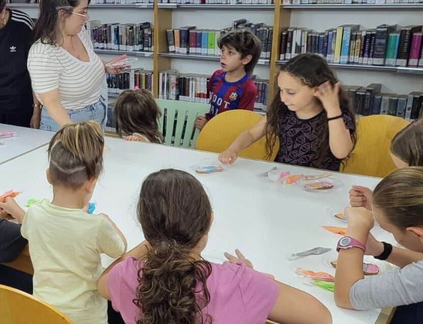 "שקט? לא אצלנו": הספרייה העירונית בעפולה – כבר מזמן לא מקום שקט