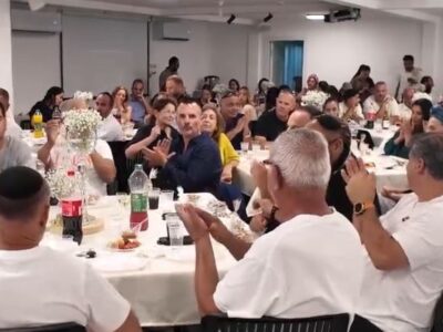 "עשייה קהילתית פורצת גבולות": רשת שחקים בהרמת כוסית לראש השנה