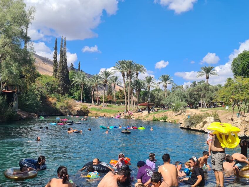 סוכות ברשות הטבע והגנים: 21 אלף מבקרים בגן השלושה