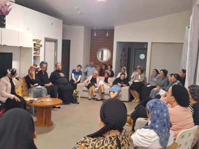 תוכנית משעול במגדל העמק: מסדנאות קצרות להצלחה גדולה בקרב נשים במגזר החרדי