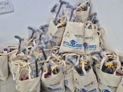 מגדל העמק מחזקת את ביטחון הקשישים: פרויקט "בטוח בבית" יוצא לדרך