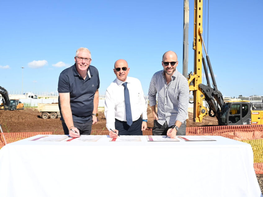 היסטוריה: הונחה אבן הפינה להקמת קריית ממשלה בעפולה