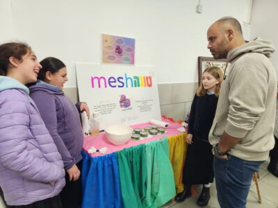 ״מיקסיר״ ומסנן שמן לקופסת טונה: הפטנטים של תלמידות חב"ד בנוף הגליל