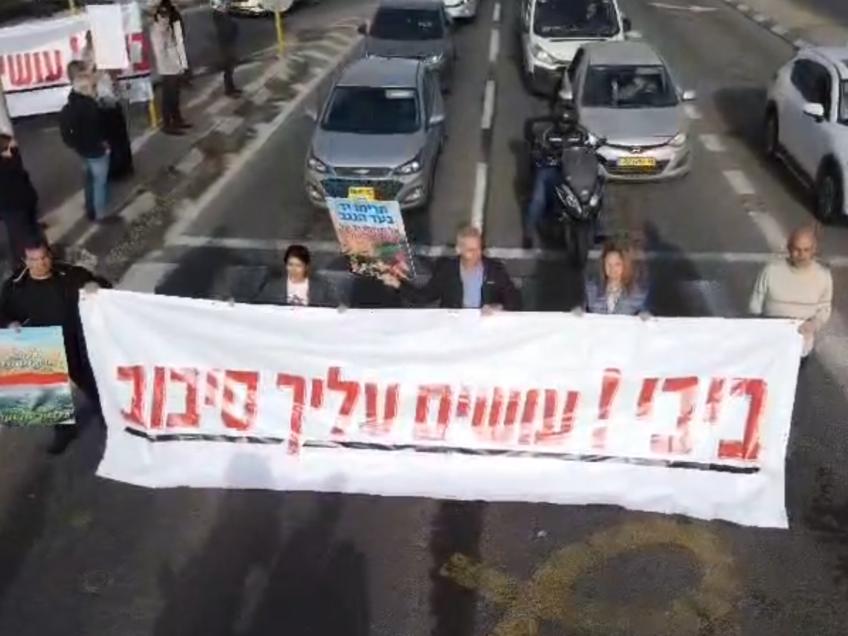 "החלטת הממשלה לקדם שדה תעופה בנגב ובעמק יזרעאל בו זמנית היא בכייה לדורות"