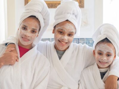 הבסיס המשותף: שגרת הטיפוח החכמה שמתאימה לכל גיל