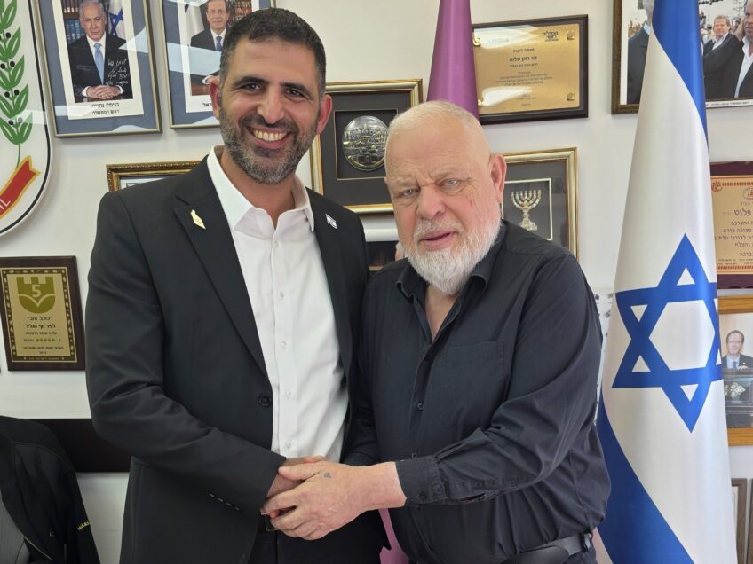 שר התקשורת ד"ר שלמה קרעי, קיים ישיבת עבודה בעיריית נוף הגליל