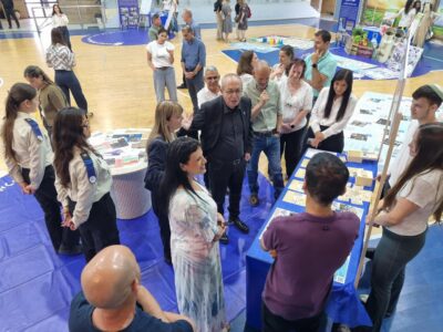 ויצו ניר העמק: מנכ"ל משרד החינוך ומנהל המינהל לחינוך התיישבותי התארחו בכפר