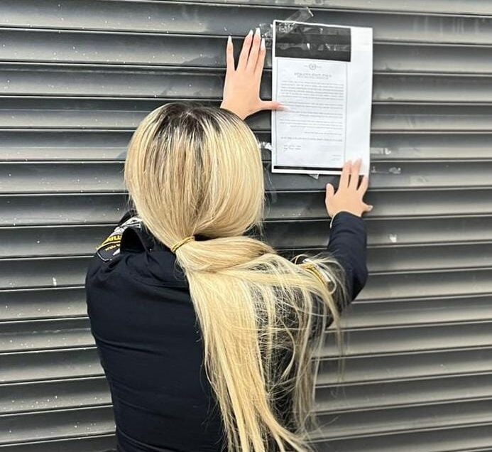 בחופש הגדול: מורה מג'נין נתפס עובד בשיפוצים בבית עסק בבית שאן