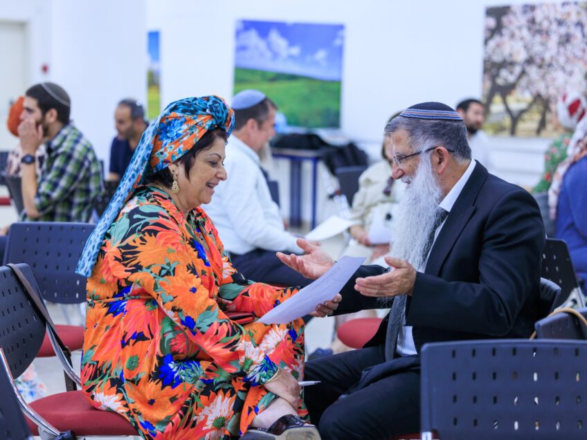 קומה חדשה של אהבה בצפון: עשור לכנס "לעורר את האהבה" שמגיע לעמק יזרעאל